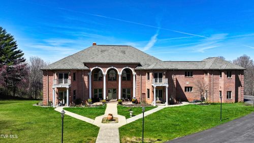 900 Tanager Dr, Bluefield, VA, 24605-2300 | Card Image