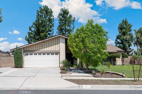 843 Alder St, Corona, CA, 92879-3002 | Card Image
