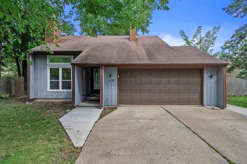 1718 Acorn Ct, MENASHA, WI, 54952-1214 | Card Image