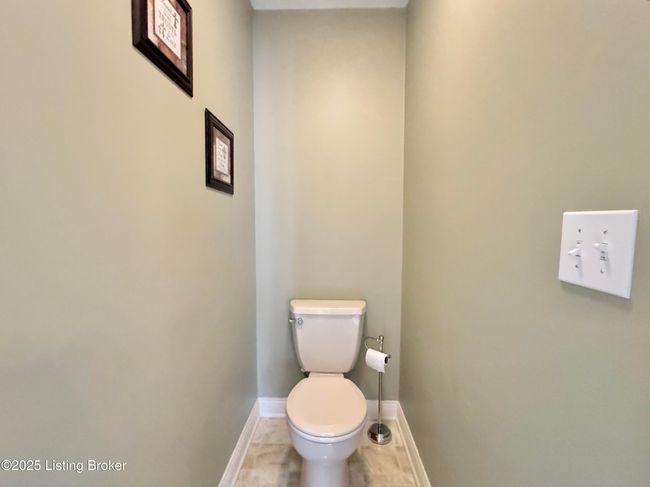 Primary toilet room | Image 28