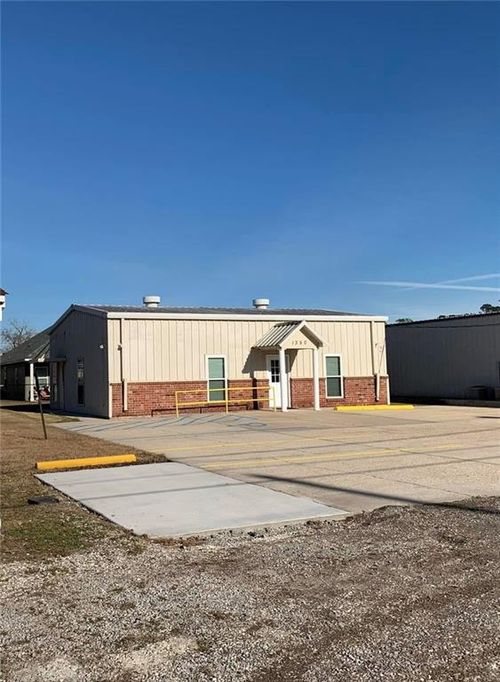 1350 Lutcher Ave, Lutcher, LA, 70071-5402 | Card Image
