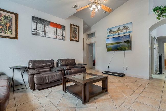 919 Patrick St, House other with 5 bedrooms, 4 bathrooms and null parking in KISSIMMEE FL | Image 6