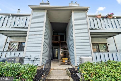 1404 Woodhollow Dr, Evesham, NJ, 08053-1059 | Card Image