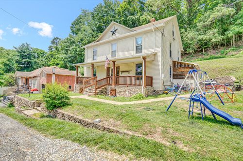 131 Indian Ln, Eagle Rock, VA, 24085-3808 | Card Image