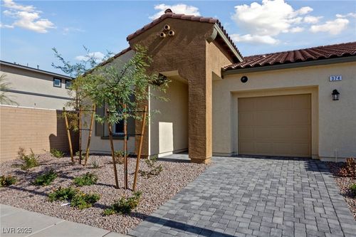 374 Larksong Ave, Henderson, NV, 89011-4531 | Card Image