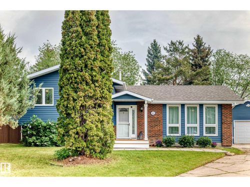 9921 90 St, Morinville, AB, T8R1K3 | Card Image