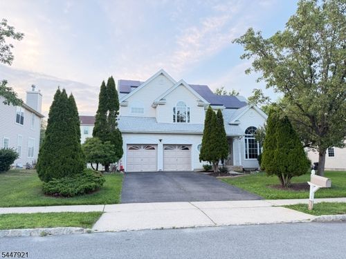 308 Stonehenge Dr, Phillipsburg, NJ, 08865-2071 | Card Image