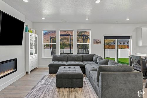 96 W 950 N, Brigham City, UT, 84302 | Card Image