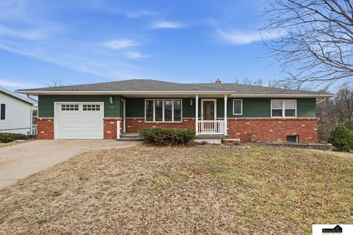 260 N 10th St, Tecumseh, NE, 68450-2246 | Card Image