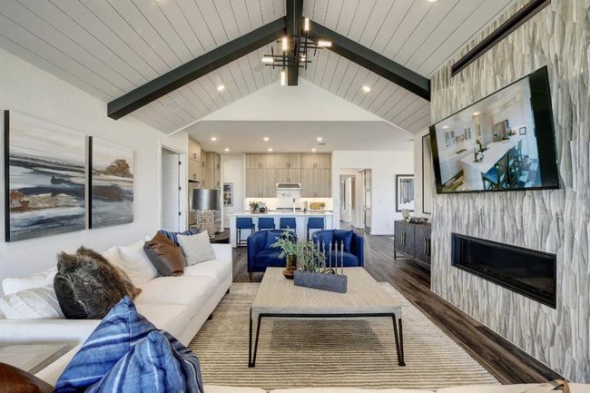 157 Constitution Way, House other with 4 bedrooms, 4 bathrooms and 3 parking in Kyle TX | Image 6