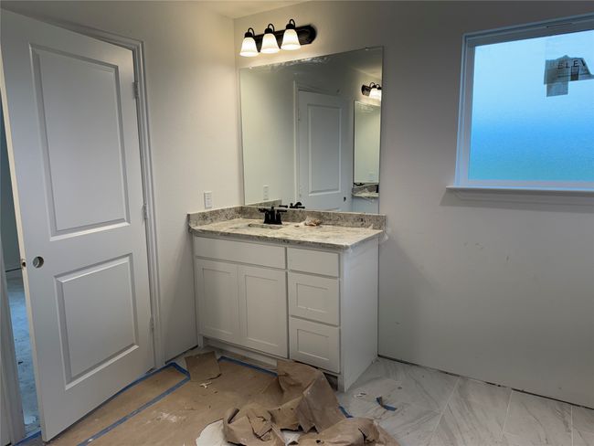 5617 High Plains Trl, House other with 3 bedrooms, 2 bathrooms and null parking in Joshua TX | Image 20