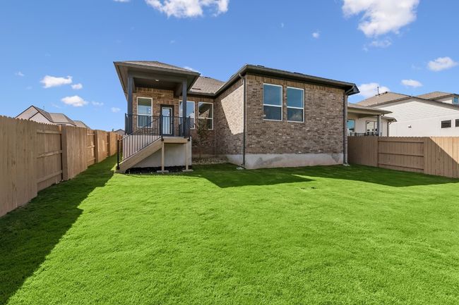 Back - Yard | Image 19