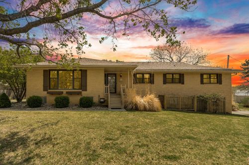 340 S Hillsdale Dr, Wichita, KS, 67230-7117 | Card Image