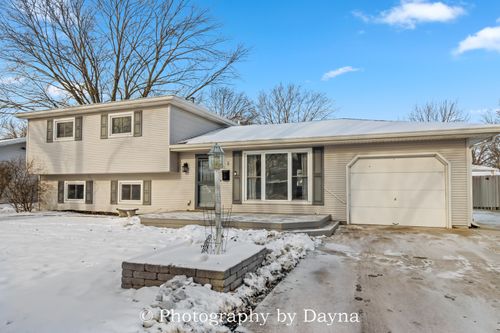 42 Emery Dr, Bourbonnais, IL, 60914-1068 | Card Image