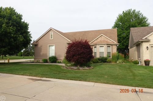 46588 Palomino Ct, Macomb, MI, 48044-5434 | Card Image