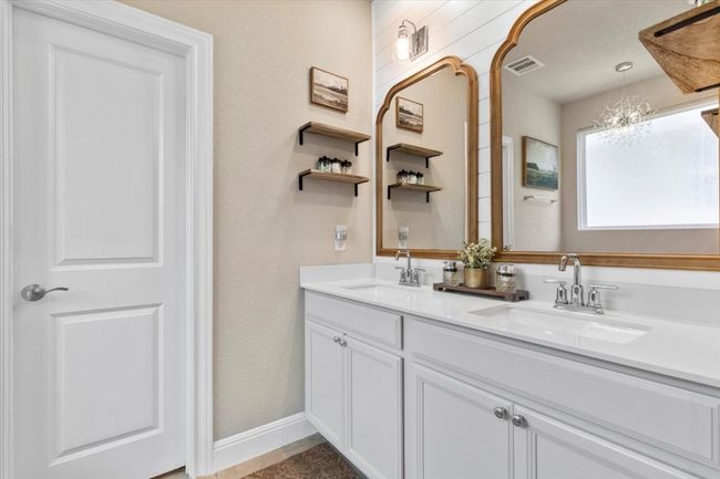 496 Sawtooth Mountain Way, House other with 4 bedrooms, 3 bathrooms and 2 parking in Dripping Springs TX | Image 17