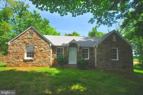 23131 Oakham Farm Lane, MIDDLEBURG, VA, 20117 | Card Image