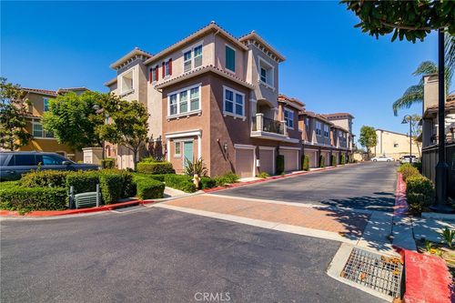 8053 Picasso, Stanton, CA, 90680-3370 | Card Image