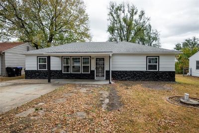 3372 Sw Kirklawn Avenue, House other with 2 bedrooms, 1 bathrooms and null parking in Topeka KS | Image 1