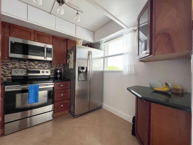 APT-3A - 113 Royal Park Dr, Condo with 2 bedrooms, 2 bathrooms and null parking in Oakland Park FL | Image 10