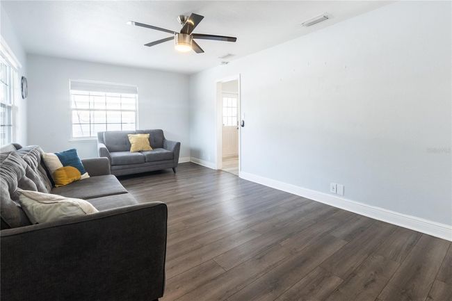 551 84 Th Ave N, House other with 2 bedrooms, 1 bathrooms and null parking in ST PETERSBURG FL | Image 13