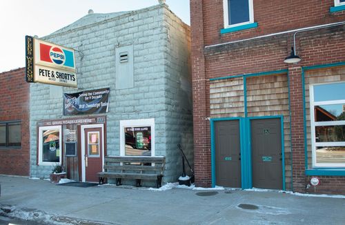 113 N Main St, Clarksville, IA, 50619-2017 | Card Image