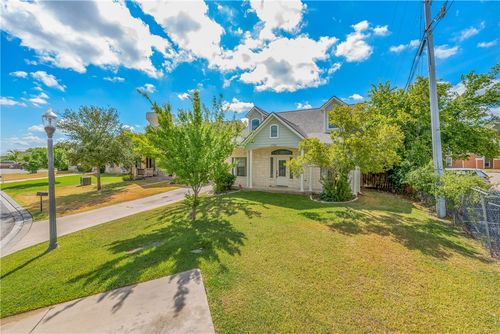 1702 Boardwalk Ct, College Station, TX, 77840-3375 | Card Image