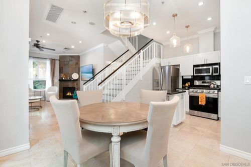 102-1277 Kettner Blvd, San Diego, CA, 92101-6718 | Card Image