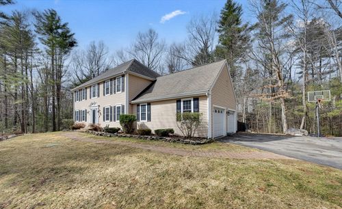 24 Evergreen Ln, Sturbridge, MA, 01518-1175 | Card Image
