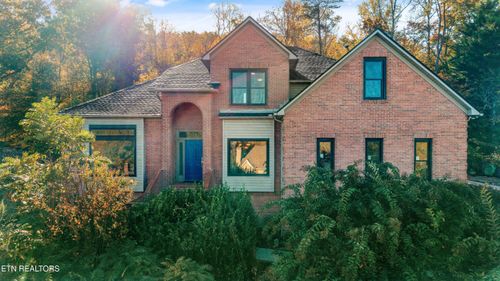 45 Palisades Pkwy, Oak Ridge, TN, 37830-7290 | Card Image