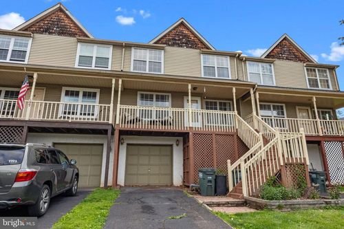 75 Mulberry Dr, Holland, PA, 18966-2867 | Card Image