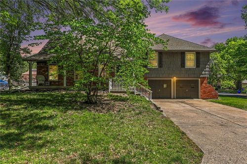 12931 Smalley Ave, Grandview, MO, 64030-2129 | Card Image