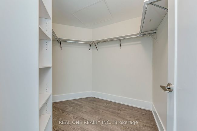 818 - 1 Edgewater Dr, Condo with 2 bedrooms, 3 bathrooms and null parking in Toronto ON | Image 27