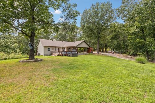 16490 Weaver Ln, Rogers, AR, 72756-9048 | Card Image