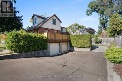 1 Squires Ave, House other with 3 bedrooms, 3 bathrooms and 6 parking in East York ON | Image 2