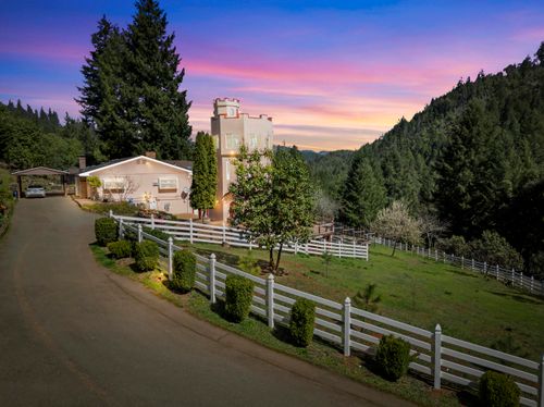 520 Brimstone Rd, Wolf Creek, OR, 97497-8717 | Card Image