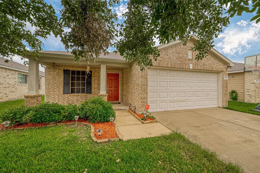 Beacon Springs Ln, Katy, TX 77449