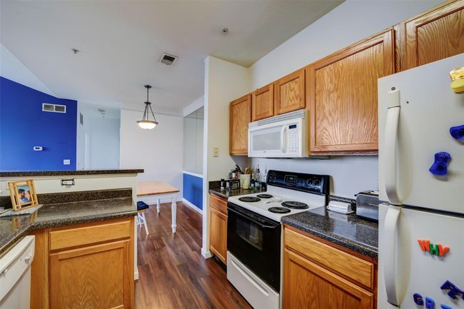 APT-1017 - 4802 51 St St W, Condo with 2 bedrooms, 2 bathrooms and null parking in BRADENTON FL | Image 9