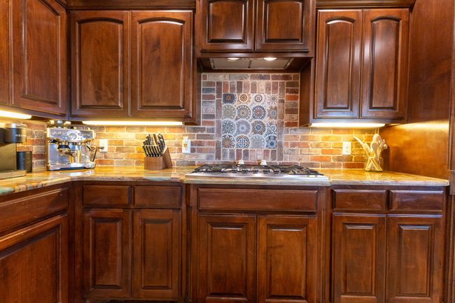 Kitchen | Image 18