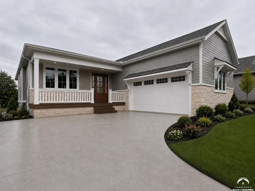 5105 Parker Ct, Lawrence, KS, 66049-2210 | Card Image