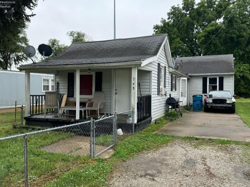 748 S Front St, Fremont, OH, 43420-3408 | Card Image