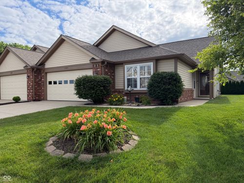 1223 Arlington Dr, Greenfield, IN, 46140-7863 | Card Image