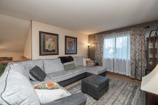 Living Room | Image 15