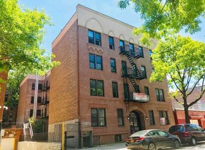 3CF - 132-30 Sanford Avenue, Condo with 2 bedrooms, 1 bathrooms and null parking in Flushing NY | Image 1