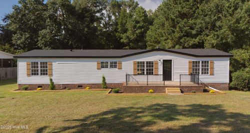 3163 Mobleys Bridge Rd, Grimesland, NC, 27837-9064 | Card Image
