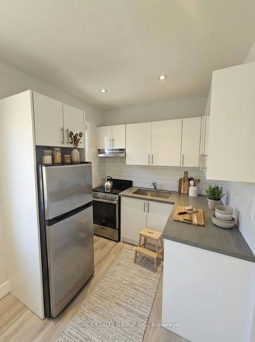 203-1566 Avenue Rd, North York, ON, M5M3X6 | Card Image
