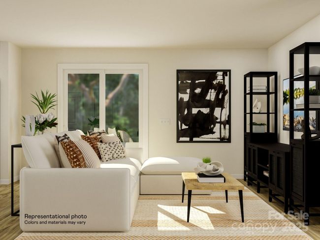 Family Room | Image 11
