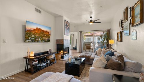 203-7936 E Wilshire Dr, Scottsdale, AZ, 85257-2362 | Card Image