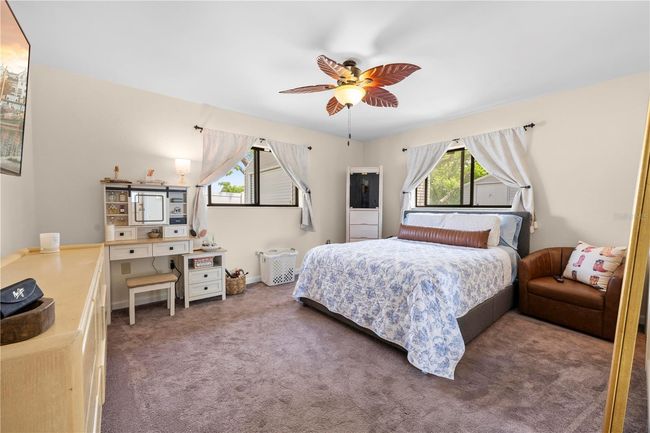 7660 Holiday Dr, House other with 4 bedrooms, 3 bathrooms and null parking in Spring Hill FL | Image 5