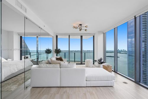 3508-460 Ne 28th St, Miami, FL, 33137-5086 | Card Image